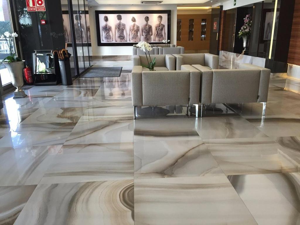 โกสโมโปลิตา โฮเต็ล-บูทิก Hotel ปลาตจาดาโร ภายนอก รูปภาพ